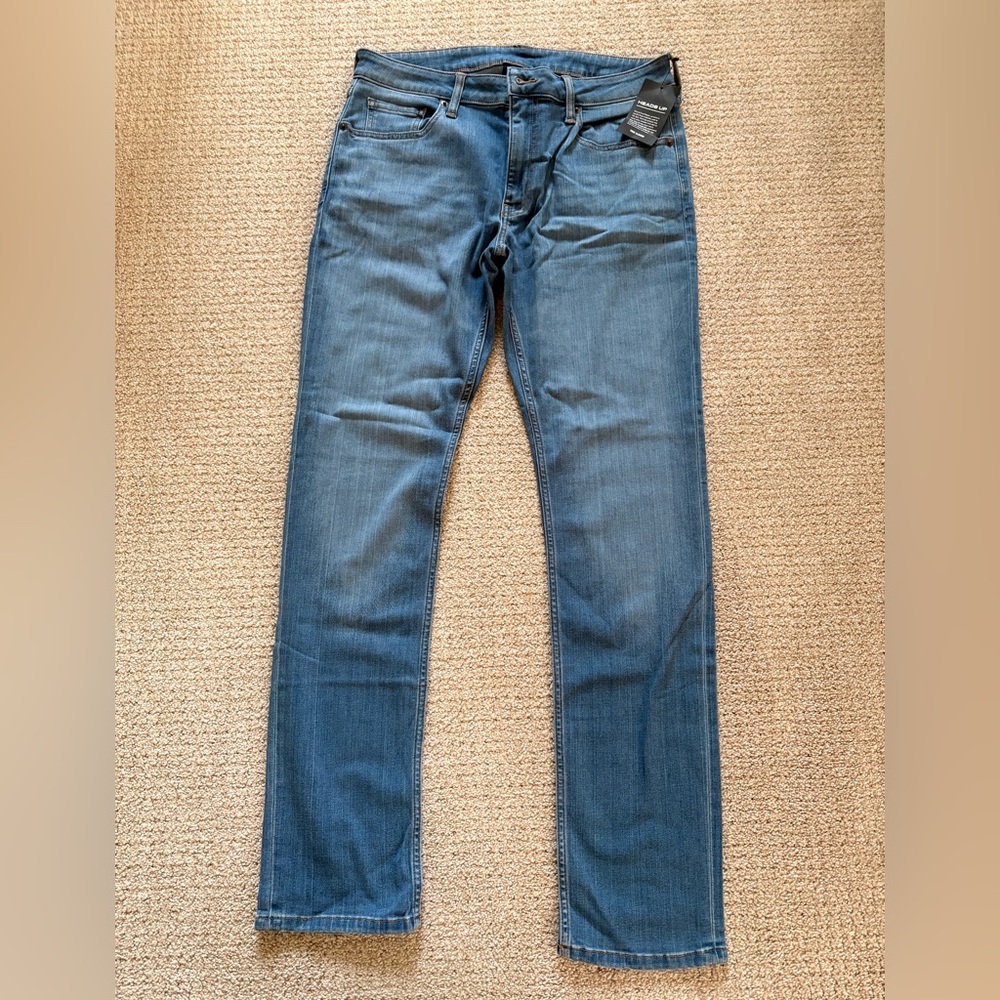 Men’s True Classic Jeans NWT 34